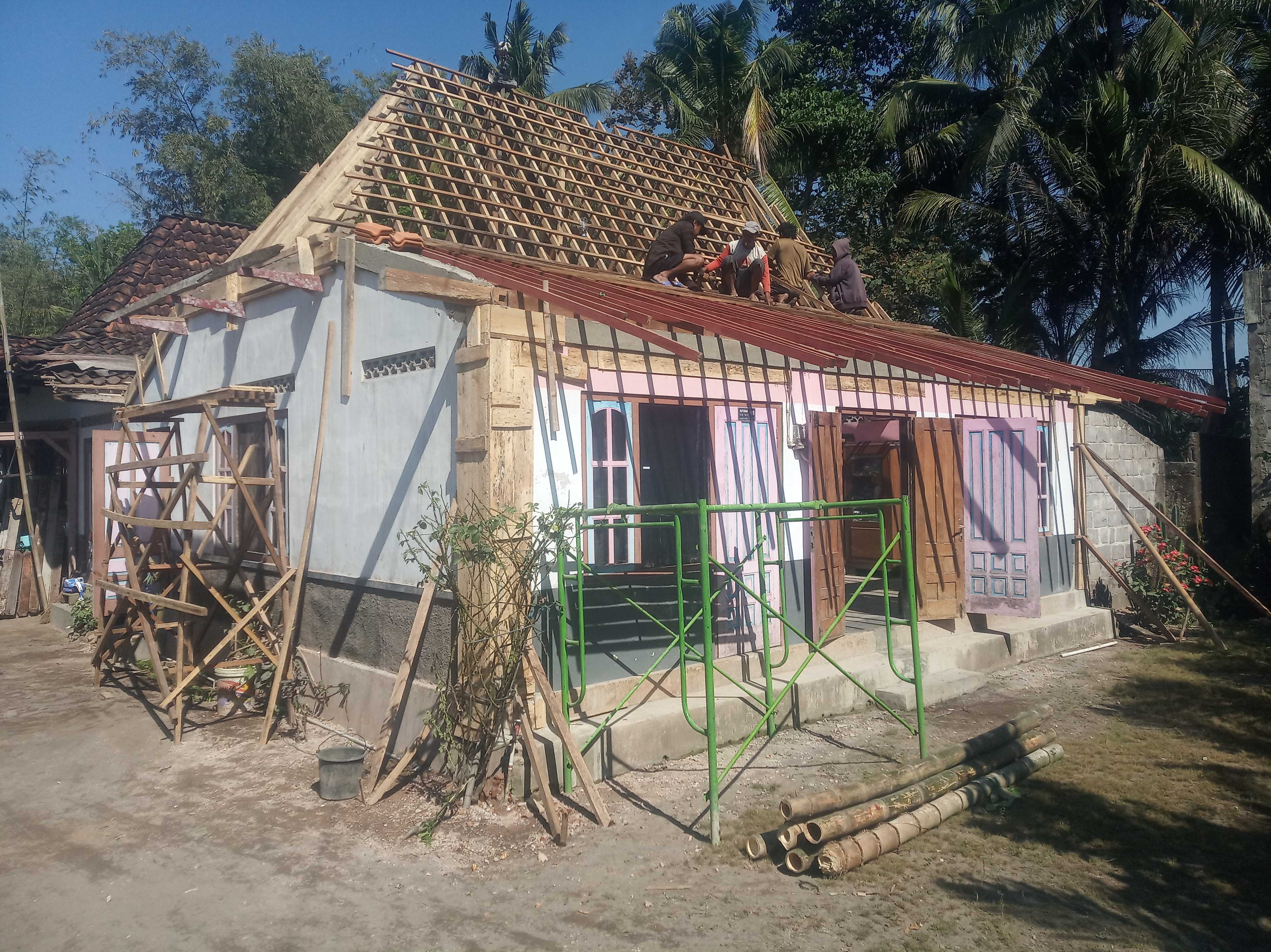 Foto Rumah 50% SUYANA